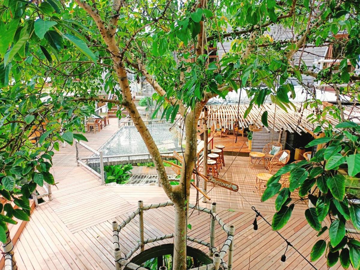 Hotel The Mud Bamboo Cafe And Beds Ban Bang Po Exterior foto