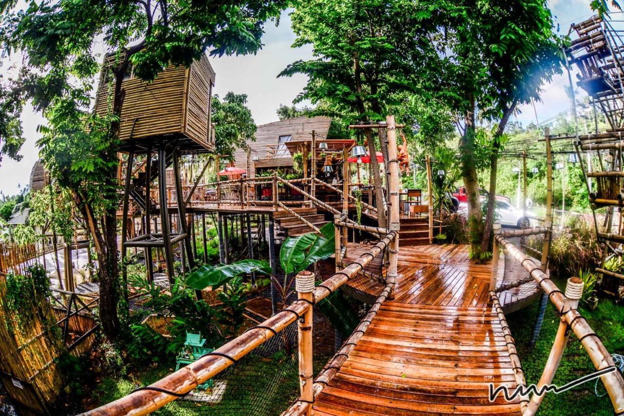 Hotel The Mud Bamboo Cafe And Beds Ban Bang Po Exterior foto